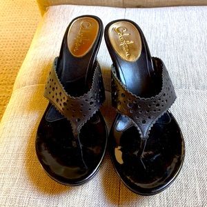 Nice Coke Hahn black patent leather heeled sandals